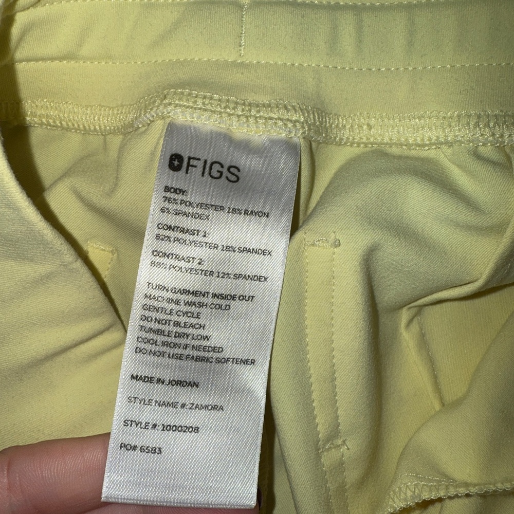 Figs Sunlight Scrub Set Medium - Picture 4 of 4